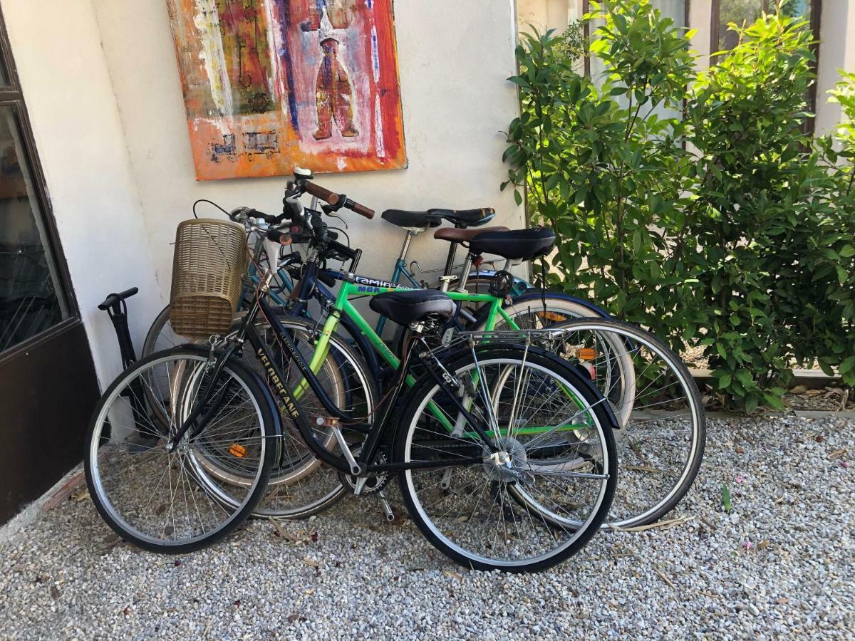 Willa Le Luberon Des Artistes Oppède Zewnętrze zdjęcie